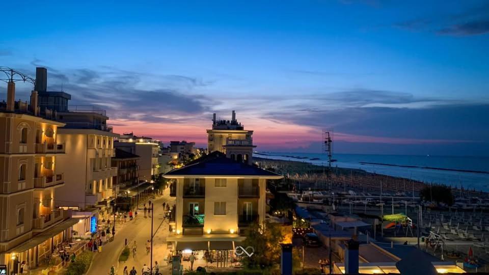 Hotel Acquamarina Viserba Ріміні Екстер'єр фото